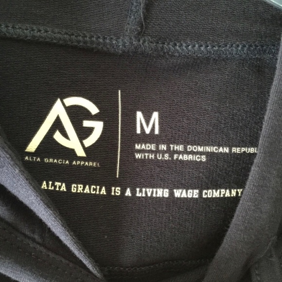 NWT UNC Tar Heels Chapel Hill Crop Hoodie Women’s Medium - Picture 6 of 7